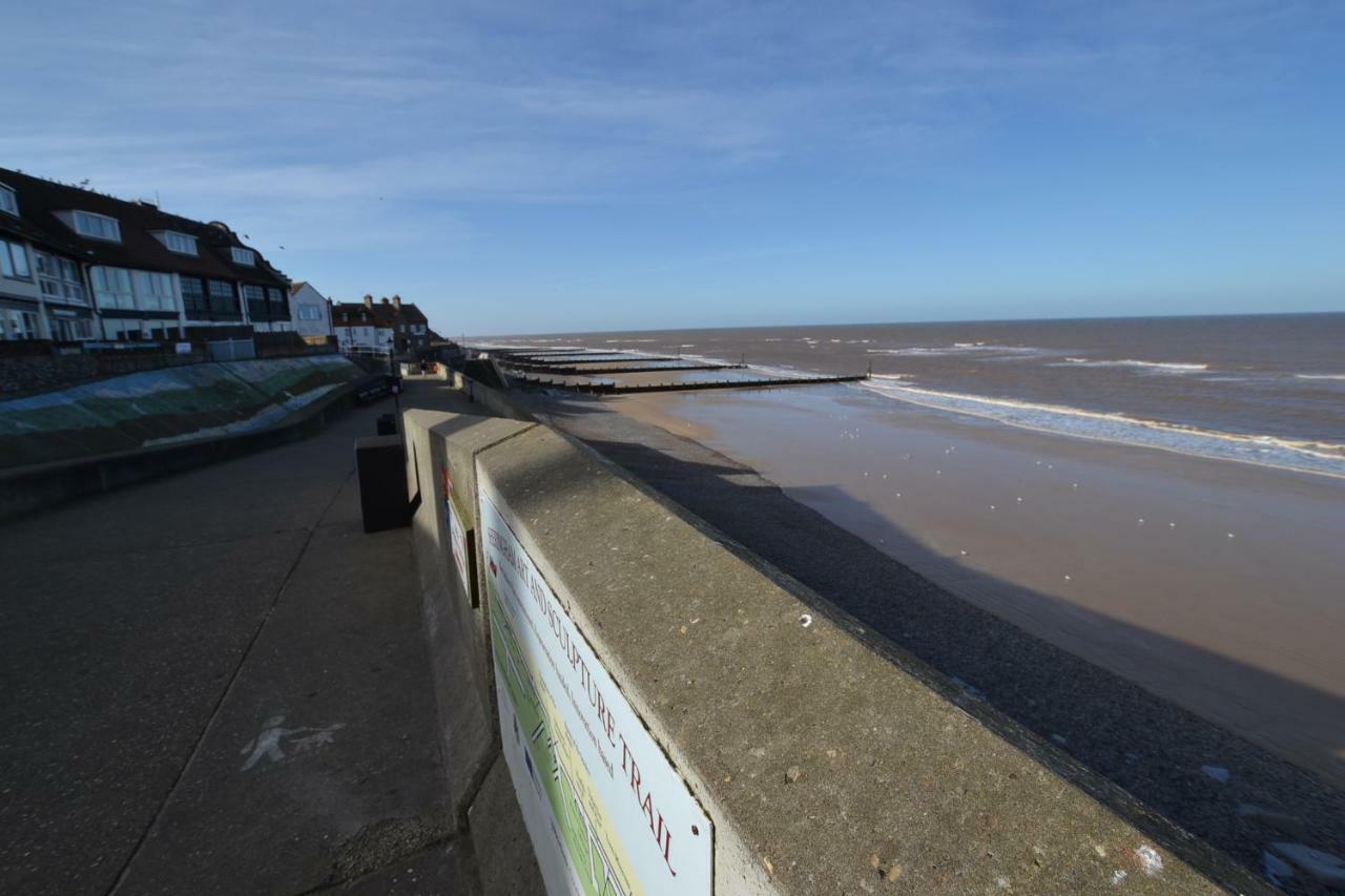 Bed and Breakfast The Two Lifeboats Sheringham Exteriér fotografie